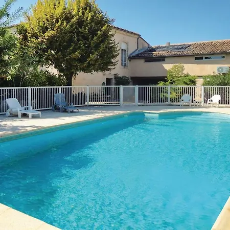 Pet Friendly In Prázdninový dům Montagnac (Herault)