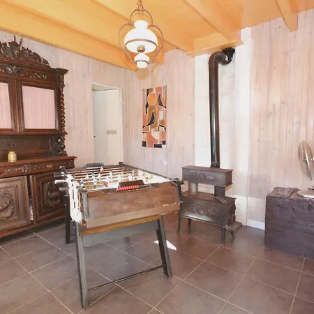 Pet Friendly In Prázdninový dům Montagnac (Herault)