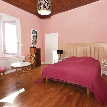 Pet Friendly In * Montagnac (Herault)