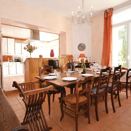 Pet Friendly In * Montagnac (Herault)